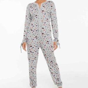 NWT Savage X Fenty sz M ‘Tis the Season Gray Festive Pajama Cotton Onesie